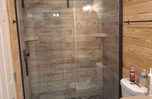 Hornbeak Cabina | Premier lodging at Reelfoot lake , First class upgrade!