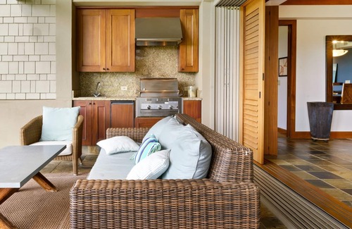 Kaupulehu Condominio | Premier Luxury 3 Bedroom Villa at Hualalai Resort with Golf Course Views!