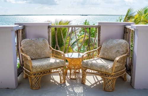 Dangriga Apartamento | Cabana Premier frente al mar
