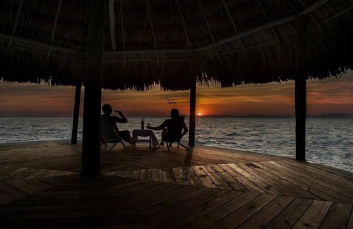 Thatch Caye Complejo | Premier Oceanfront Cabana w/ Private Roof Patio & Incredible Ocean Views