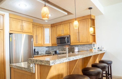 San Carlos Condominio | Premier Playa Blanca Condo 503: 2BR, 2BA Beachfront, Ocean Views, Hotel Services