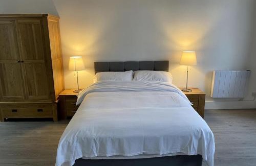Uphall Apartamento | Premier Studio B