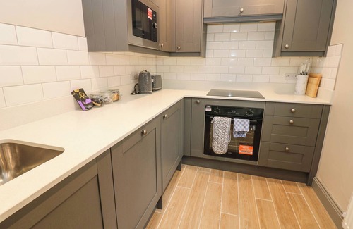 Durham Cabaña | PREMIUM 2 BEDROOM COTTAGE NUMBER 7 in Brandon, County Durham