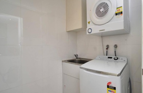 Warrawee Apartamento | Premium 2 Bedroom Garden Apartment