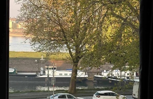 Ruhrort Apartamento | Premium 2-Level apartment on Rhine, Grill Terrace