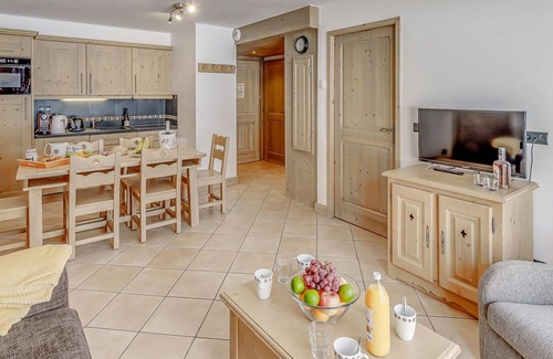 Les Almes Apartamento | Tignes - Apartamento Premium 3P/6P con Balcón y Parking Subterráneo, 300m del Centro