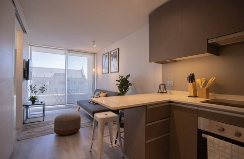 Nunoa Apartamento | Alojamiento premium a pasos del metro Chile-Espana