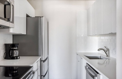 Allston Apartamento | Premium Allston 1BR, nr Boston U & Green Line, by Blueground