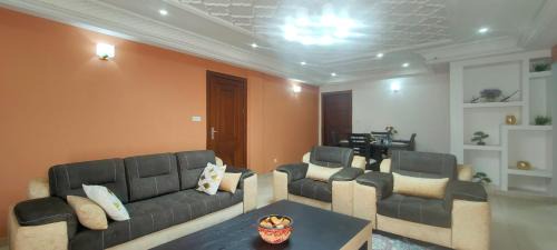 Yaounde Apartamento | Premium apart with parking near Golf