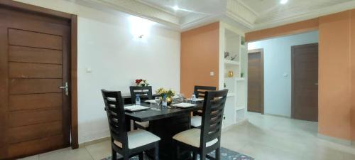 Yaounde Apartamento | Premium apart with parking near Golf