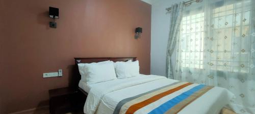 Yaounde Apartamento | Premium apart with parking near Golf