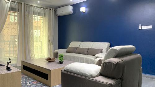 Yaounde Apartamento | Premium apart with parking and terrace