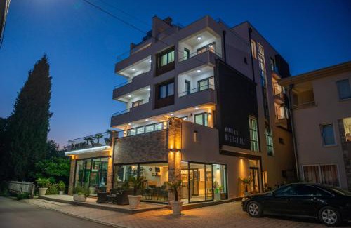 Bregvija Cama Y Desayuno | Premium Berlin with Pool