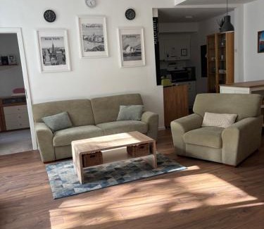 Castle Hill Apartamento | Premium Buda Hideaway-Private Apartment, Extra Location, WiFi & Aircon