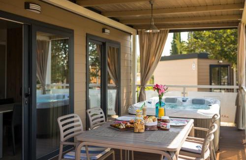 Vabriga Complejo | Premium Camping Homes Santa Marina, Lanterna