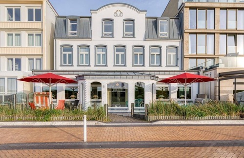Norderney Casa | Premium Deluxe DZ. w. Sea view, shower/WC, breakfast - Hotel Garni Strandvilla an