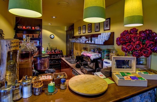 Naousa Cama Y Desayuno | Premium Double - Esperides Traditional Retreat