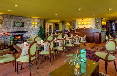 Naousa Cama Y Desayuno | Premium Double - Esperides Traditional Retreat
