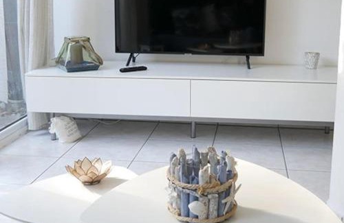 Unteruhldingen Apartamento | Premium-Ferienwohnung in Seenähe mit Vollausstattung & Terrasse
