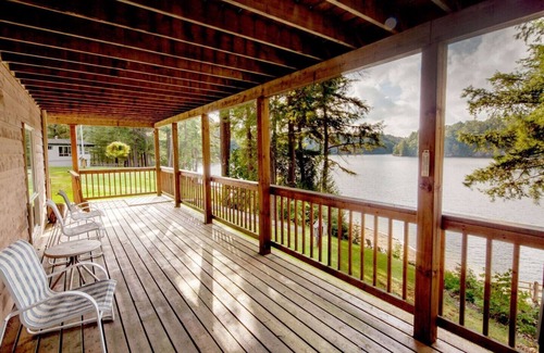 Seguin Cabina | Premium Four-Bedroom Cottage