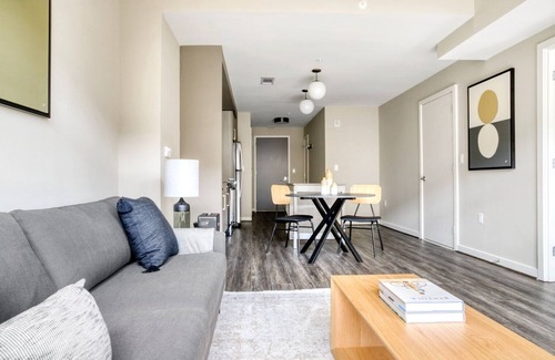 H Street Corridor Apartamento | Premium H Street 1BR w/ Rooftop Pool & Gym, walk to Metro, by Blueground