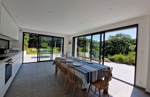 Saint-Jean-du-Doigt Casa | Casa con estación de carga, bahía de morlaix
