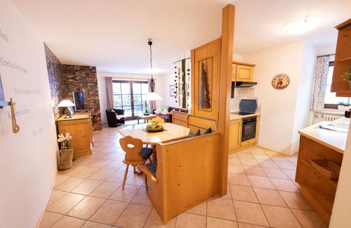 Untergrainau Apartamento | Premium holiday apartment "Maiglöckerl" with fantastic mountain view in the Zugs