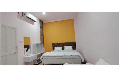 Varanasi Casa | PREMIUM HOTEL - SHREE PURAM - Free Wi-Fi & Parking - Near The Shree Kashi Vishwanath Temple