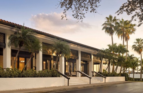 Hunt Club Cabaña | Pet Friendly 2BR PGA Resort Cottage w/Private Terrace: Golf, Pool, Dining & Spa