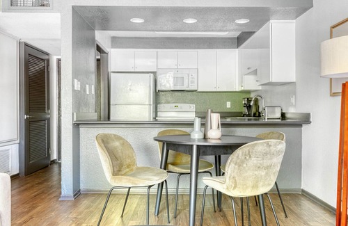 Pasadena Apartamento | Premium Pasadena 2BR w/ Gym & Pool, nr Colorado Ave, by Blueground