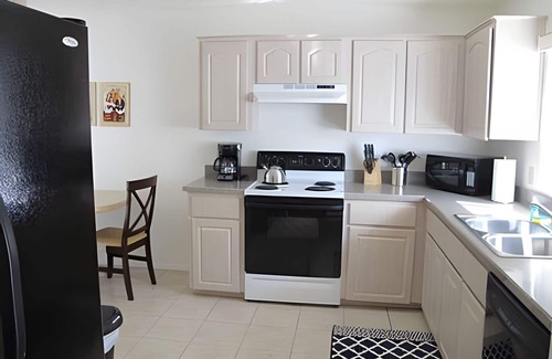 Indian Wells Casa | Premium Pool Villa Centrally Located near Disney