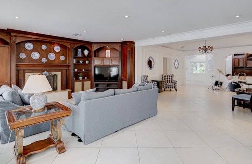 Davie Casa | Premium Ranch House