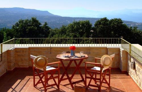 Prines Villa | Premium Rethymno Villa 3 Bedrooms Villa Hinaki Private Garden Private Outdoor Pool Bbq Outdoor Sitting And Dining Area Prines