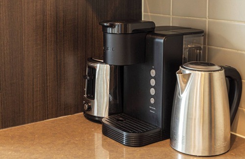 Toronto Entertainment District Hotel | Premium Stays