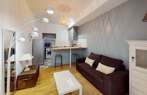 Sartene Apartamento | Pres de la Place Porta Petit F2 Bien Équipé et Refait a Neuf, a 15 ' des Plages