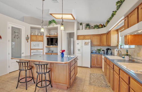 Prescott Casa | Prescott Luxury Home near Golf Course and Airport by RedAwning