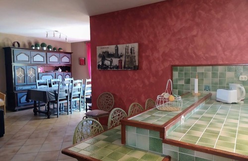 Uzes Cabaña | preservado y arbolado, la naturaleza y el Zen de esta villa con piscina segura