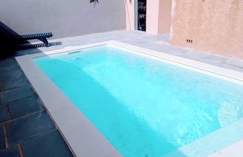 Uzes Cabaña | preservado y arbolado, la naturaleza y el Zen de esta villa con piscina segura