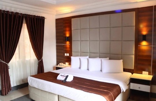 Lekki Phase 1 Hotel | Presken Freedom Way