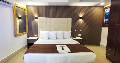 Ikeja Hotel | Presken Hotels Alade Avenue