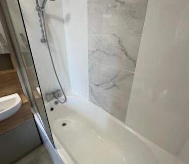 Llanasa Complejo | Presthaven Resort 3 Bedroom Luxury Gold 2024 Caravan
