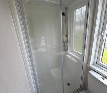 Llanasa Complejo | Presthaven Resort 3 Bedroom Luxury Gold 2024 Caravan