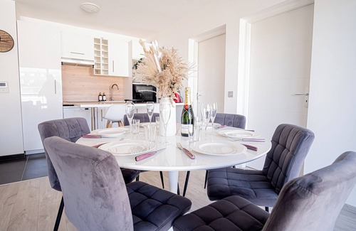 Hincmar Apartamento | Prestige Apartment & Cathedral View