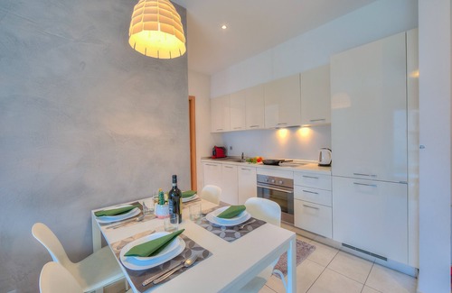 Lugano Apartamento | Prestige du Lac 27