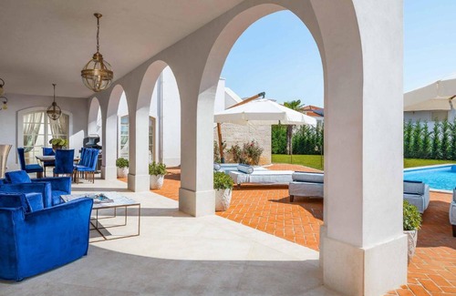Vabriga Villa | Prestige