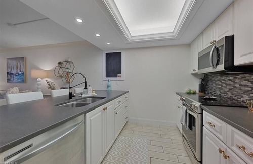 Palm River Estates Condominio | Prestige Naples Condo