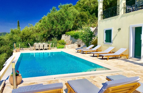 Spartylas Villa | Villas de prestigio | ESPARTILAS | Villa aislada 15-20 minutos a pie de Taverna
