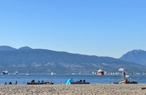 West Point Grey Apartamento | Prestigious 2 Bedrooms 2 Baths in West Point Grey