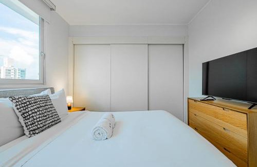 Tumba Vieja Apartamento | Prestigious 2BR with Perfect Balcony View