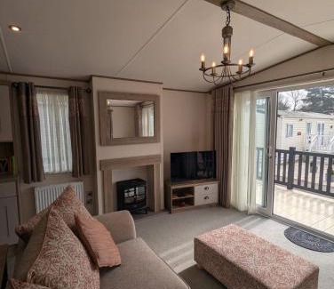 New Forest District Complejo | PRESTIGIOUS BEAUTIFUL AND VERY SPACIOUS AMBLESIDE on AWARD WINNING SHOREFIELD COUNTRY PARK Entertainment Passes Included ST